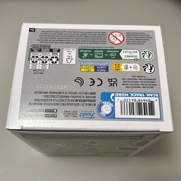 Funko Pop The Joker Chase BN - Picture 7 of 8